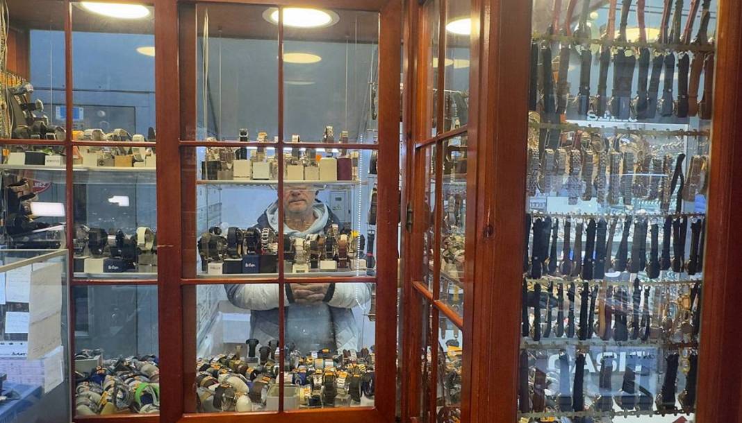 İsviçreliler kendi ürettikleri saatleri tamir ettirmek için Türkiye'ye getiriyor 3